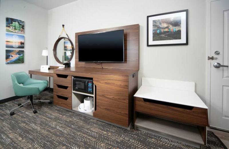 Hampton Inn Bryant - photo 24