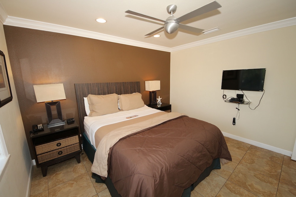 The Beach Club at Anna Maria by RVA - photo 6