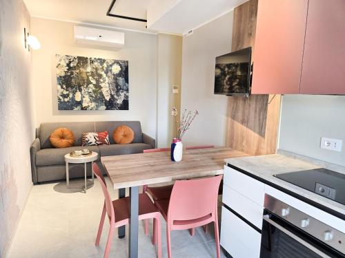 Suite Prati design a due passi dal centro — 4-Star Luxury Hotel in San Benedetto Del Tronto, Italy