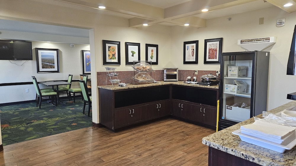 The Querque Hotel - photo 14