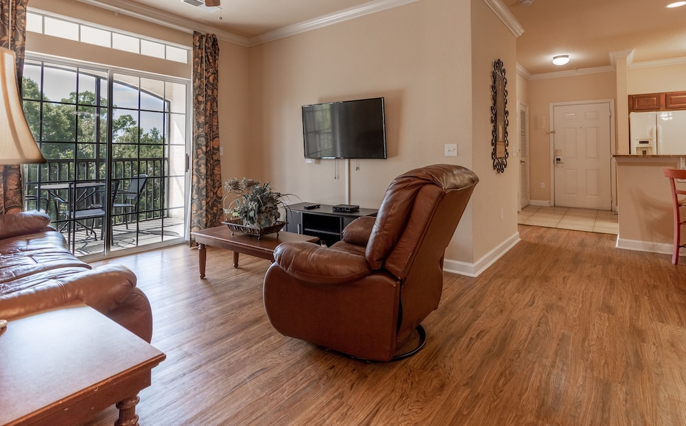 1301tt Unit 9408 Tuscana Resort 3 Bedroom Condo by RedAwning - photo 10