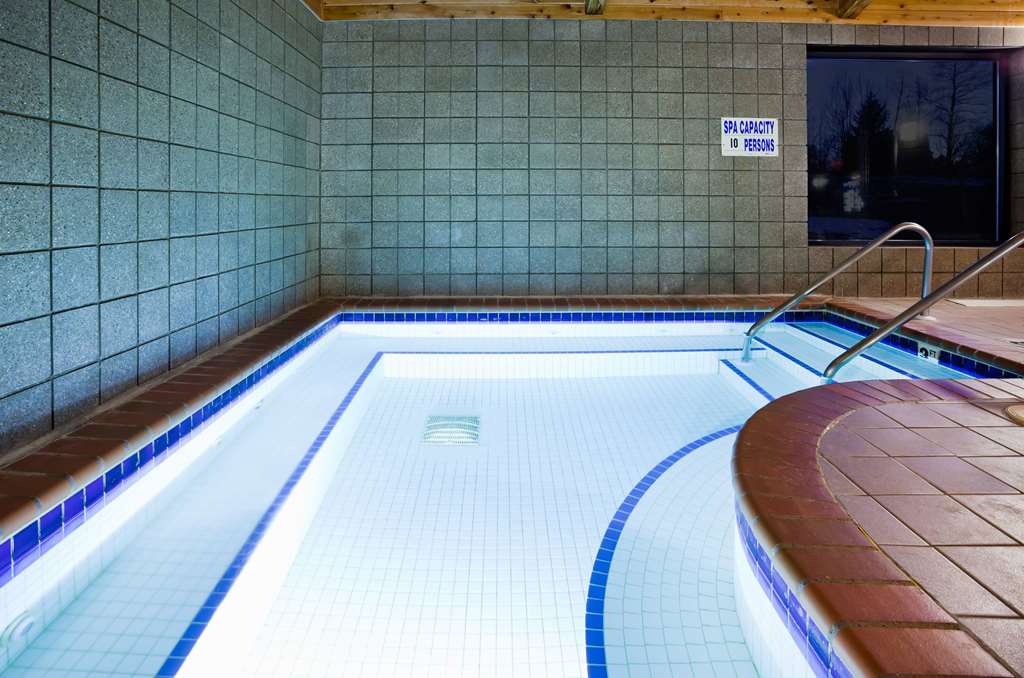 AmericInn by Wyndham Ironwood - photo 13
