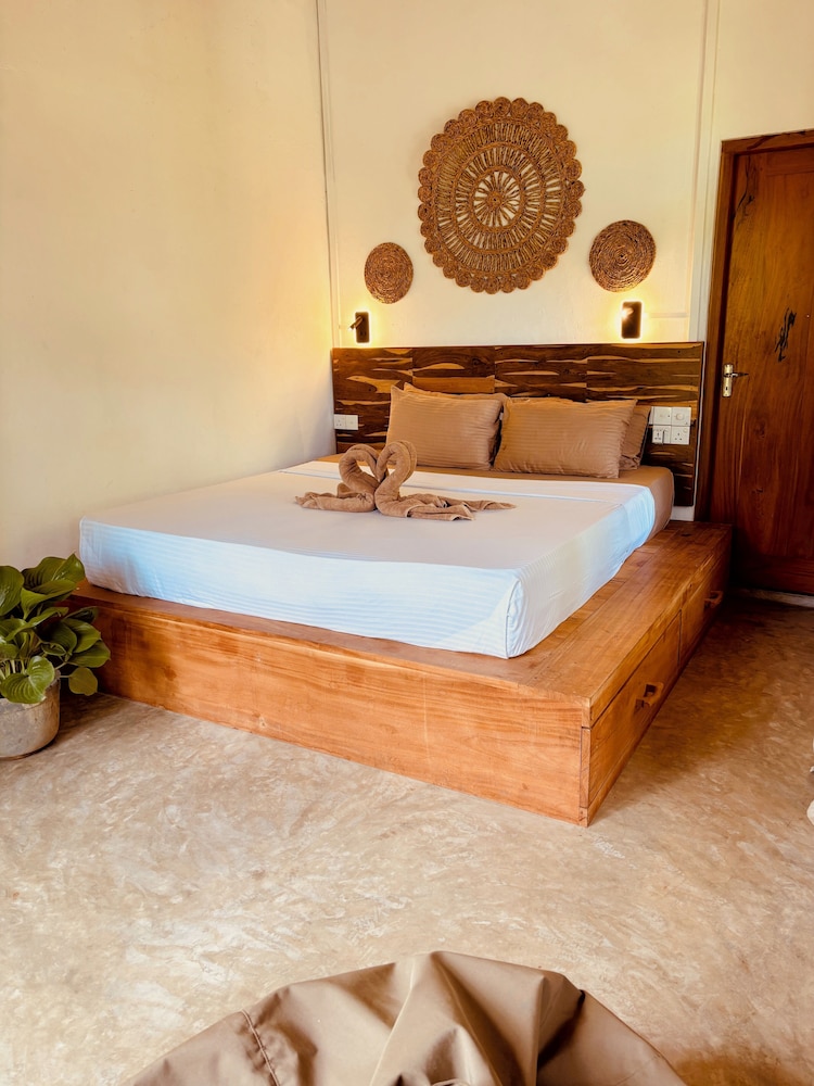 Jungle Breeze in Unawatuna, Sri Lanka