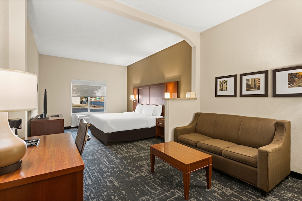 Comfort Suites Kansas City Liberty - photo 9