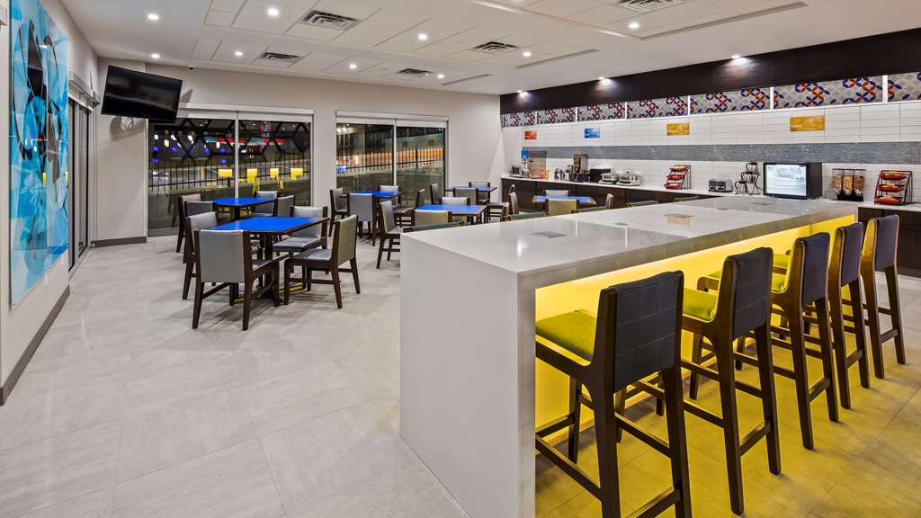 GLō Best Western Tulsa Catoosa East Route 66 - photo 5