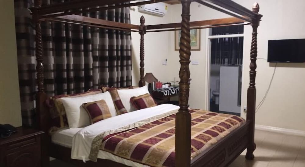 Campbell Hotel Accra in Tema, Ghana