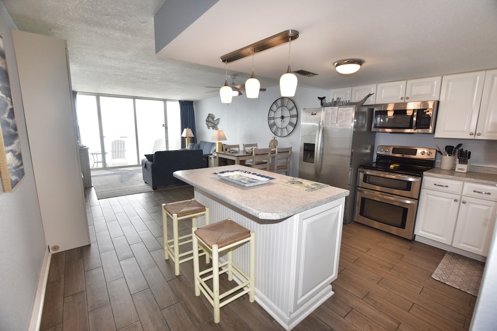 0403 Waters Edge Resort 1 Bedroom Condo by RedAwning - photo 8