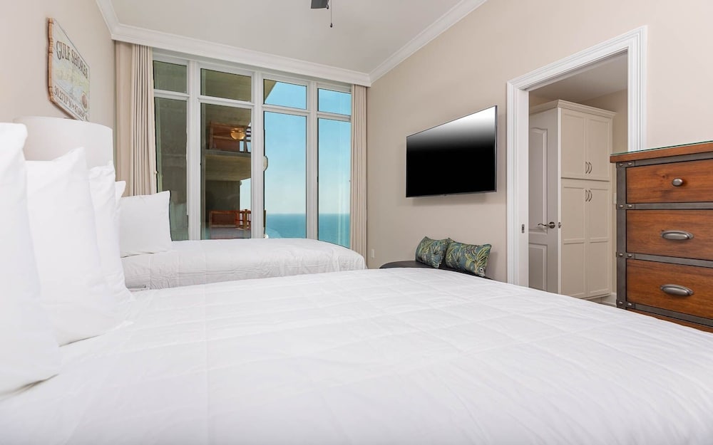 Phoenix Gulf Towers 2604 4 Bedroom Condo - photo 12