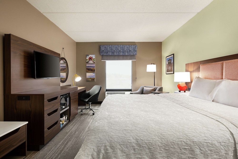 Hampton Inn & Suites Frederick Fort Detrick - photo 7