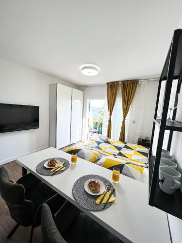 San Studio apartment — 4-Star Luxury Hotel in Dugi Rat, Croatia