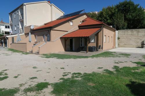 Family Apartment — 4-Star Luxury Hotel in Baska, Croatia