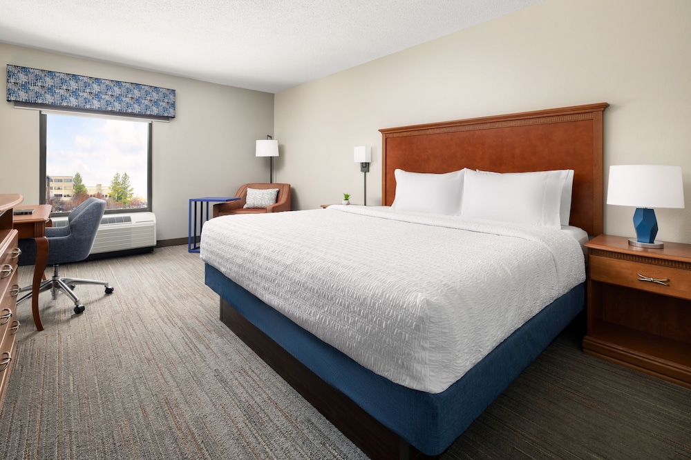Hampton Inn Memphis Walnut Grove Baptist Hospital East - photo 11