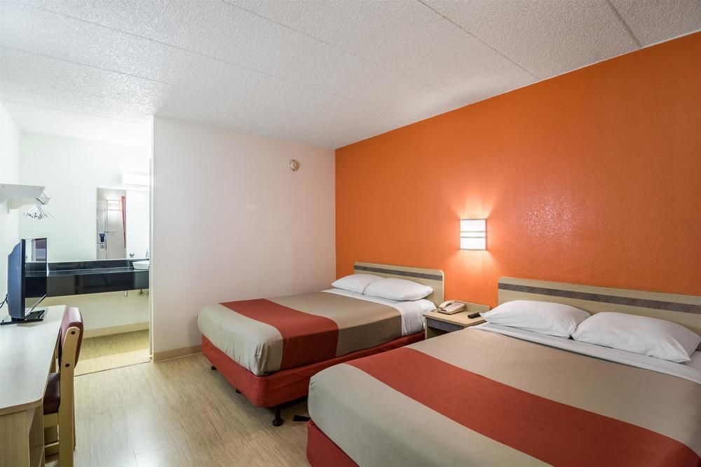 Motel 6 Chicago Southwest Aurora - photo 15
