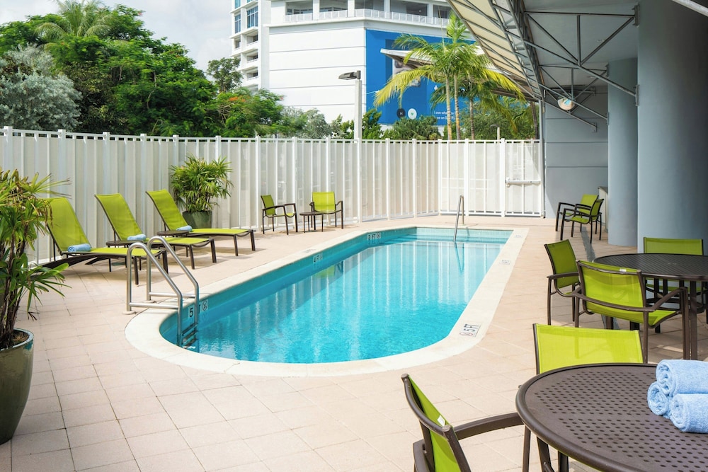 SpringHill Suites by Marriott Miami Downtown Medical Center - photo 12