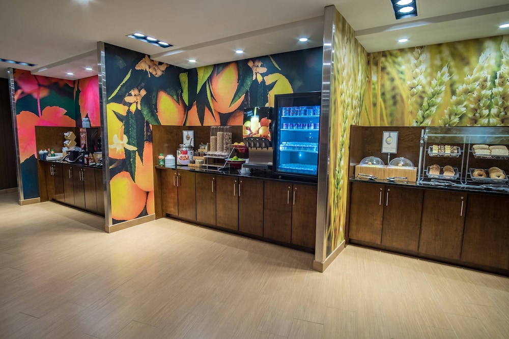 Fairfield Inn & Suites Wisconsin Dells - photo 16