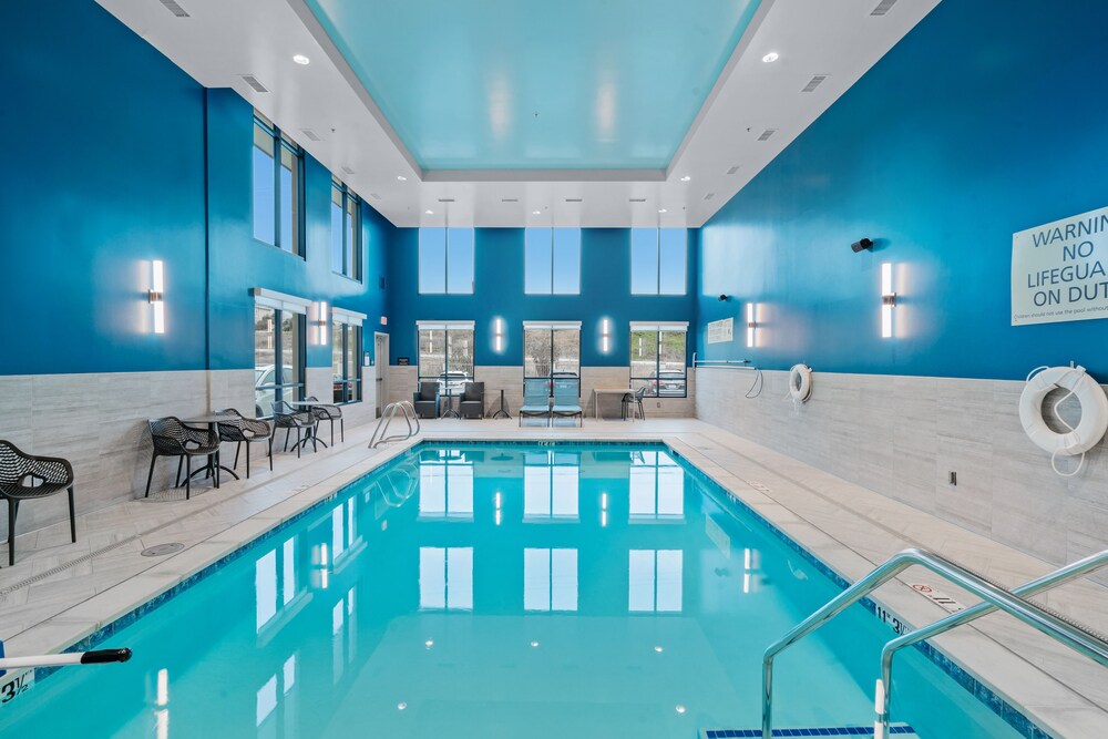 Hampton Inn by Hilton Morro Bay - photo 32