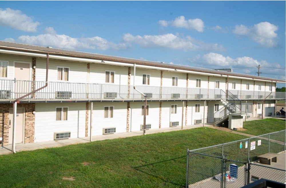 Marshall Lodge By OYO Hwy 65 - featured photo