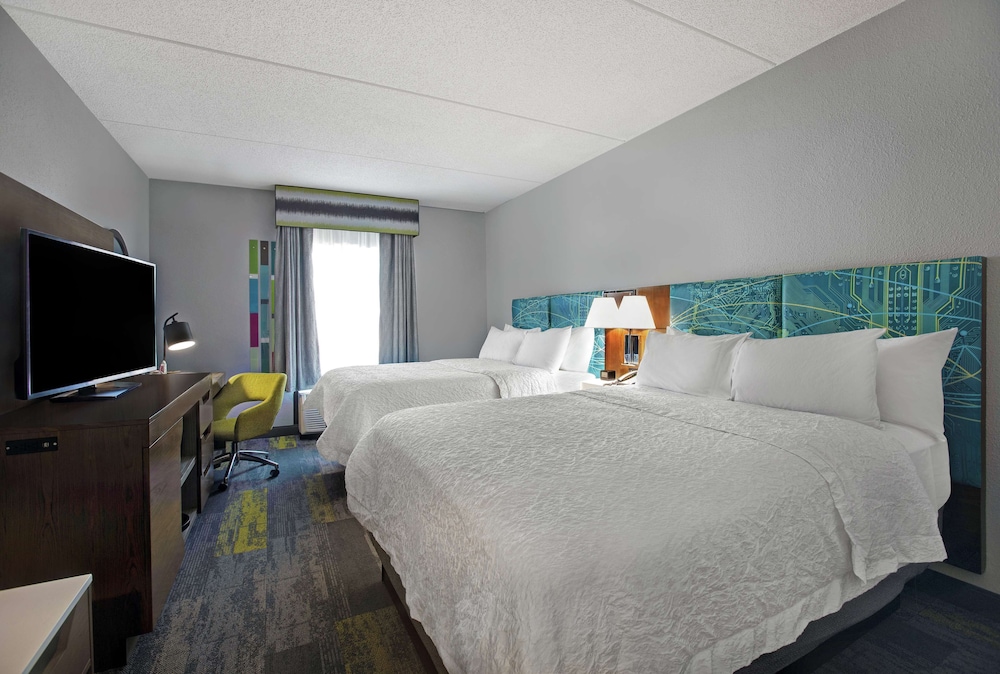 Hampton Inn & Suites Augusta West - photo 9