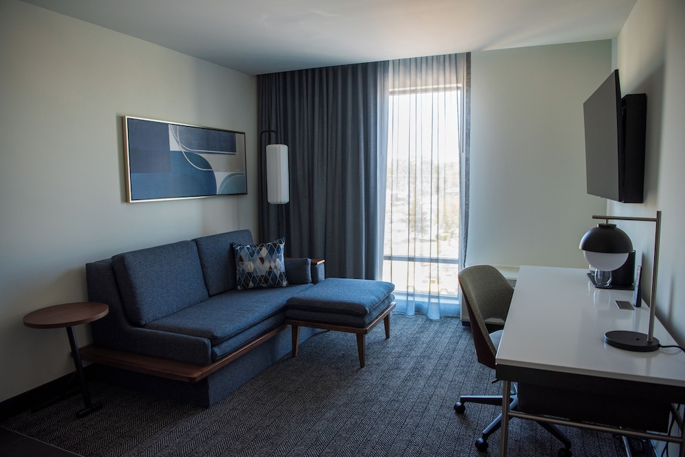 Courtyard by Marriott Lake City - photo 18