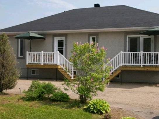 Motel Des Cascades in Baie Saint Paul, Canada