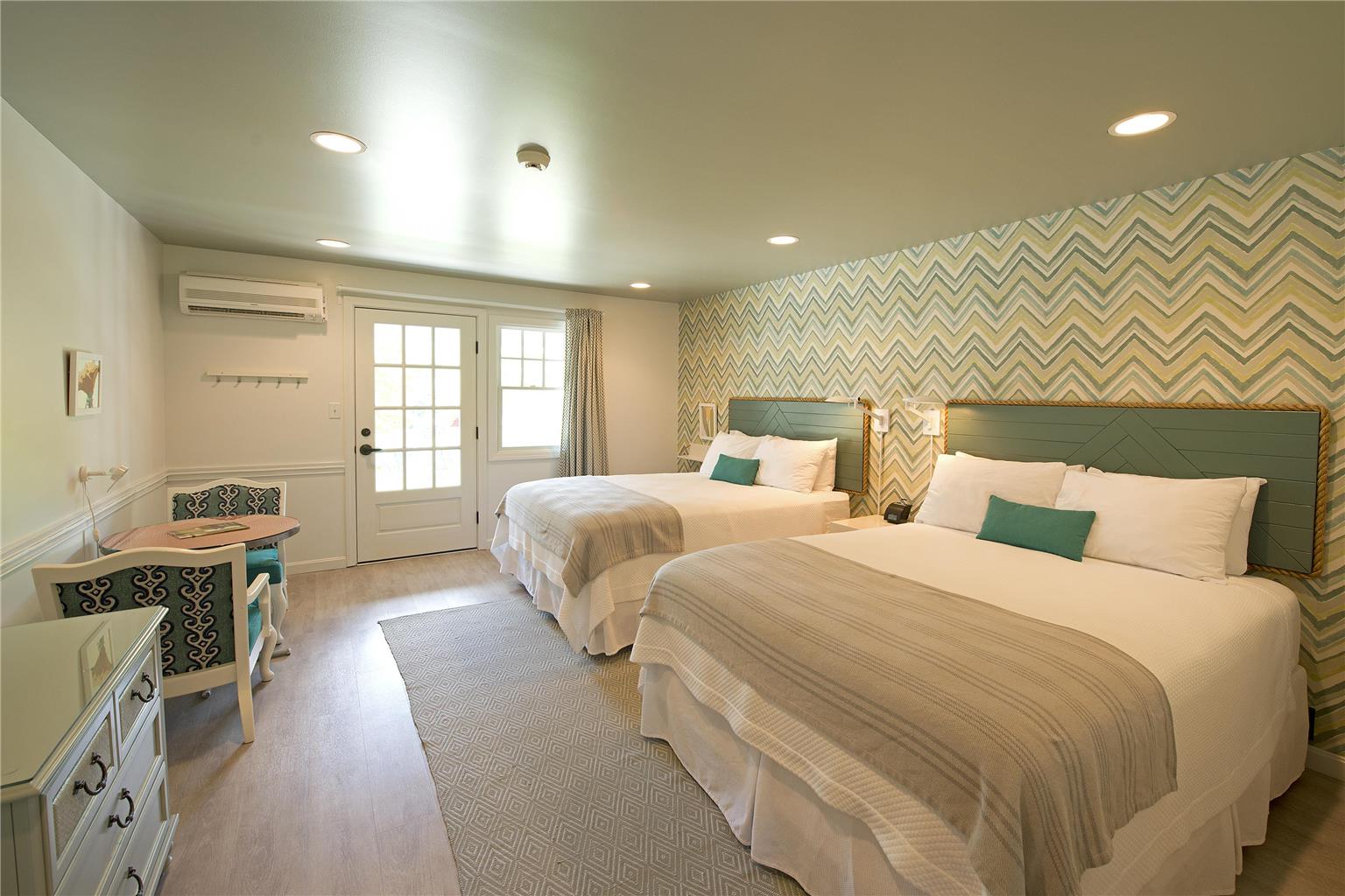 The Lodge at the Cove - photo 25