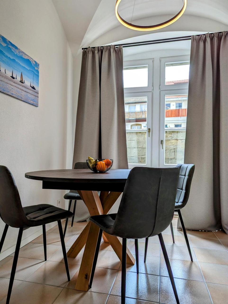 Im Alten Gefängnis — 4-Star Luxury Hotel in Uberlingen, Germany