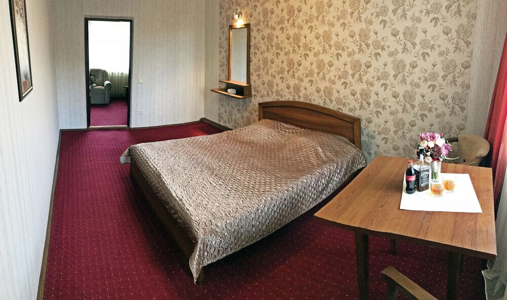 Monaco Hotel — Ternopil — photo 3