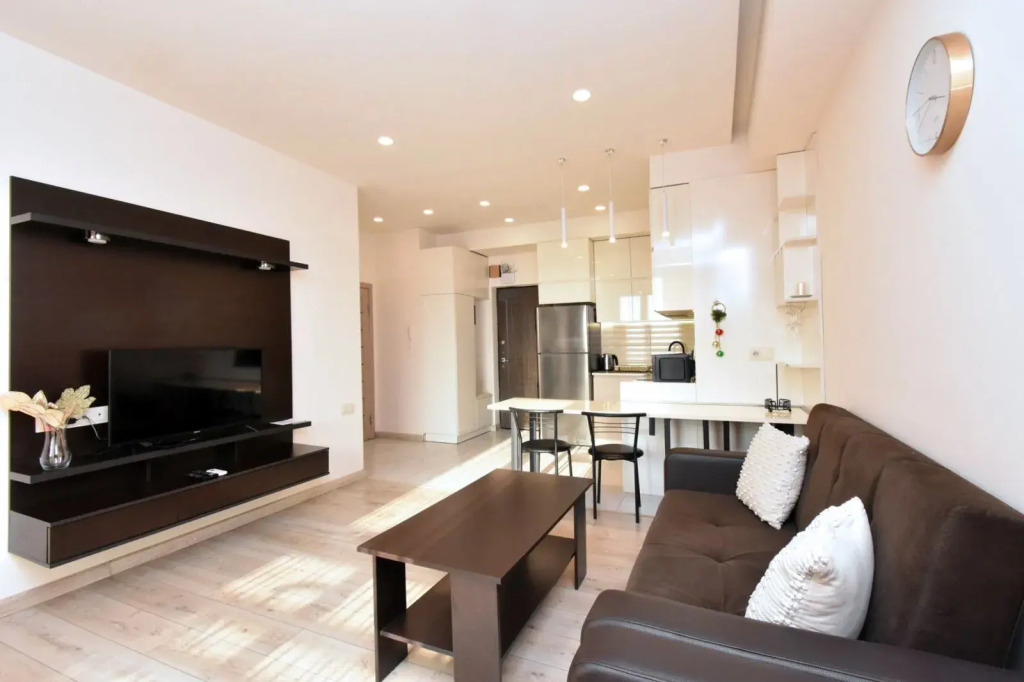Koghbatsi street 2 bedrooms Modern and Beautiful apartment KO166 — 4-Star Luxury Hotel in Yerevan, Armenia