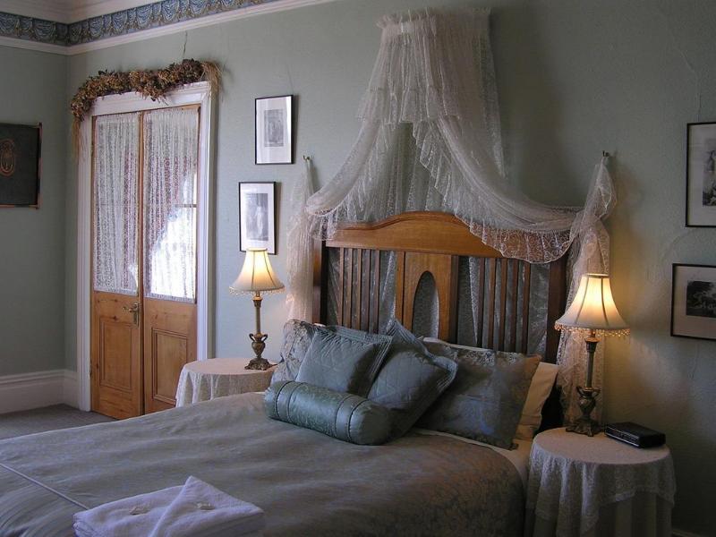 Colonial Accommodation Undine