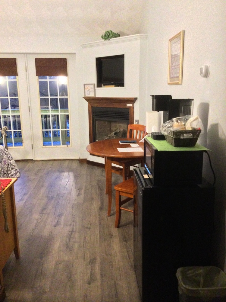 Stagecoach House Inn - photo 43