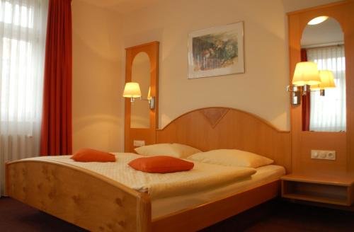 Landhotel Altes Wasserwerk GbR — hotel in Freinsheim