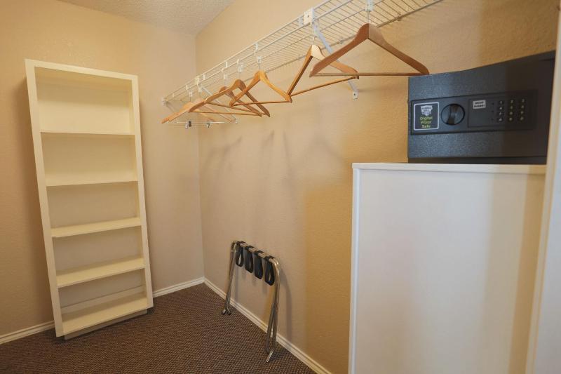 Victoria Palms Inn & Suites - photo 17