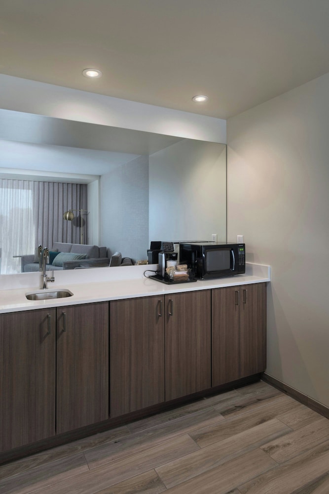 Courtyard by Marriott St. Louis Brentwood - photo 26