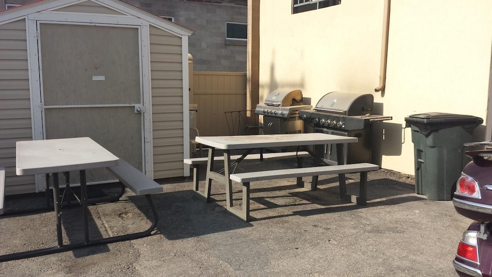 Sage Motel - photo 26