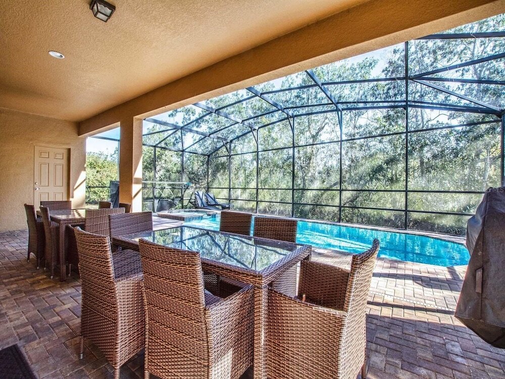 Spacious 8BR Villa w Pool & Resort Amenities - photo 31