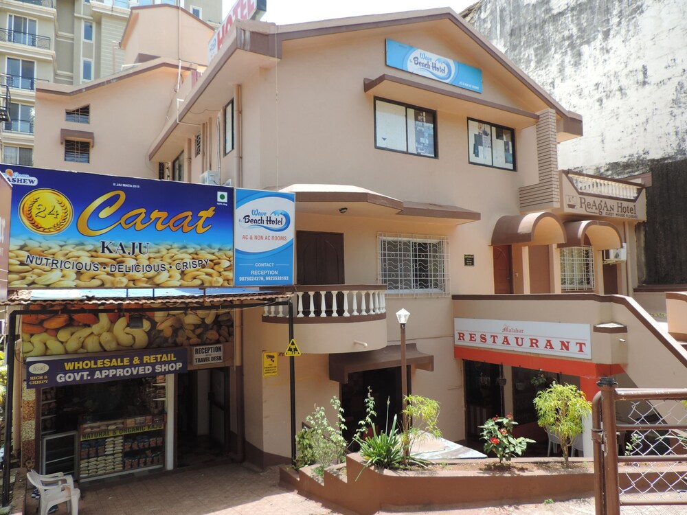 Wave Beach Hotel in Panaji, India