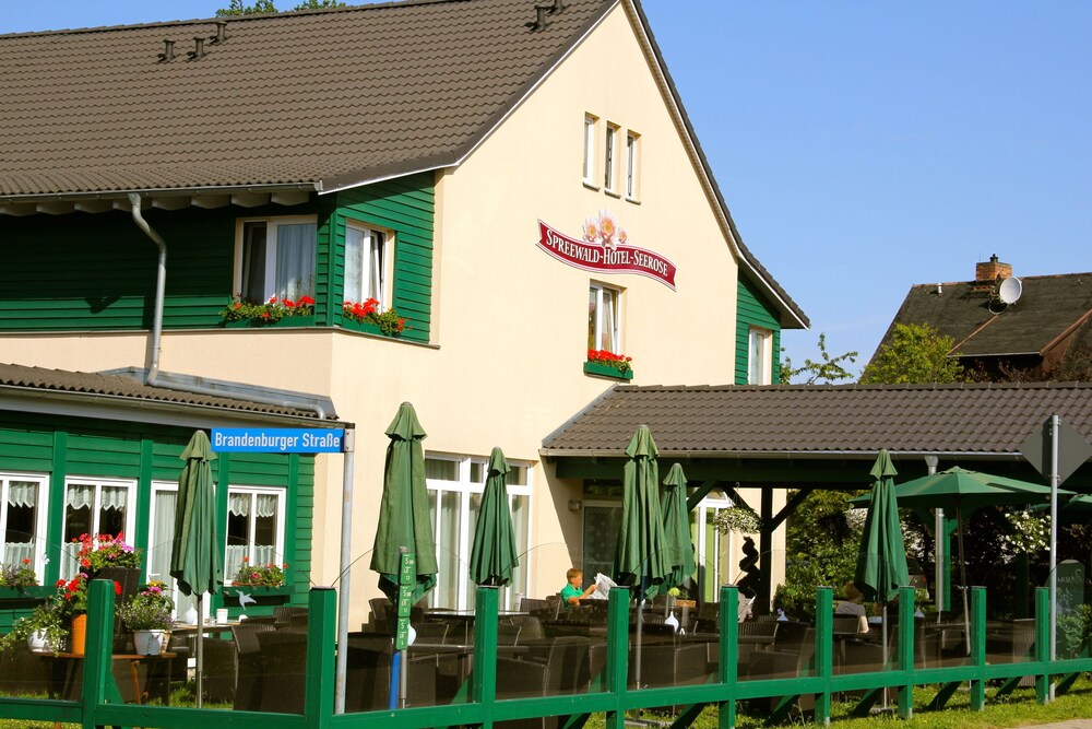 Spreewaldhotel Seerose - carbon neutral hotel in Burg