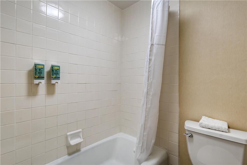 Best Western Seven Seas - photo 36