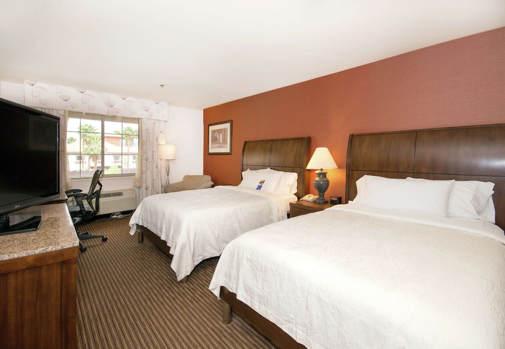 Hilton Garden Inn Palm Springs Rancho Mirage - photo 15
