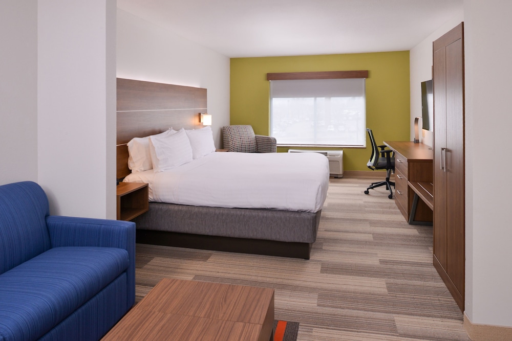 Holiday Inn Express & Suites Parkersburg Mineral Wells by IHG - photo 16