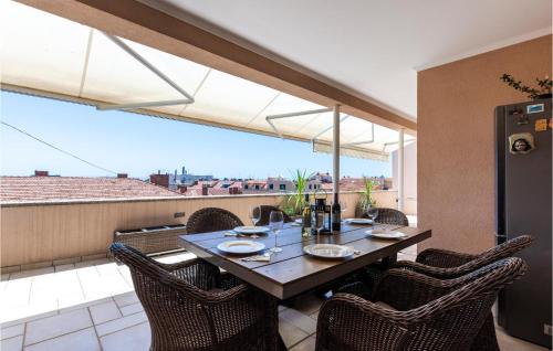 3 Bedroom Nice Apartment In Split — 4-Star Luxury Hotel in Split, Croatia
