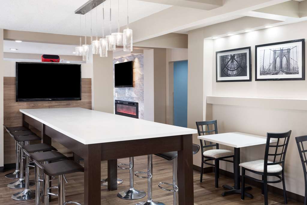 Baymont by Wyndham Boardman - photo 8