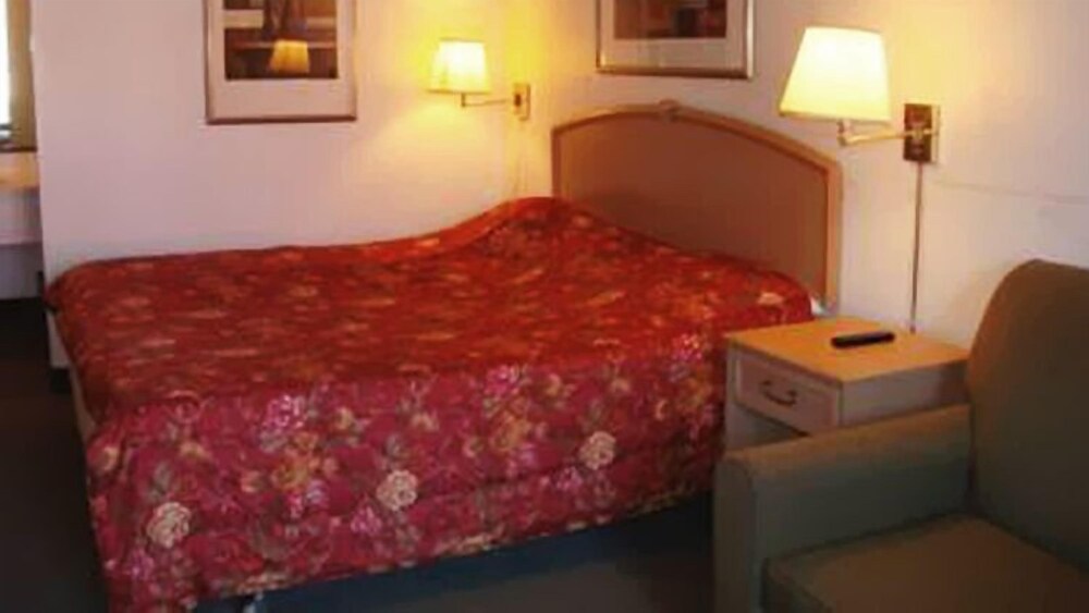 West Texas Inn & Suites with Kitchenette - photo 11