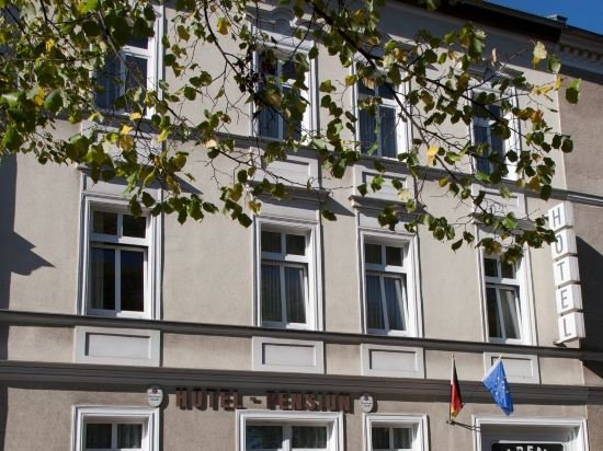 Hotel Albena garni Hotel — hotel in Fuerstenwalde
