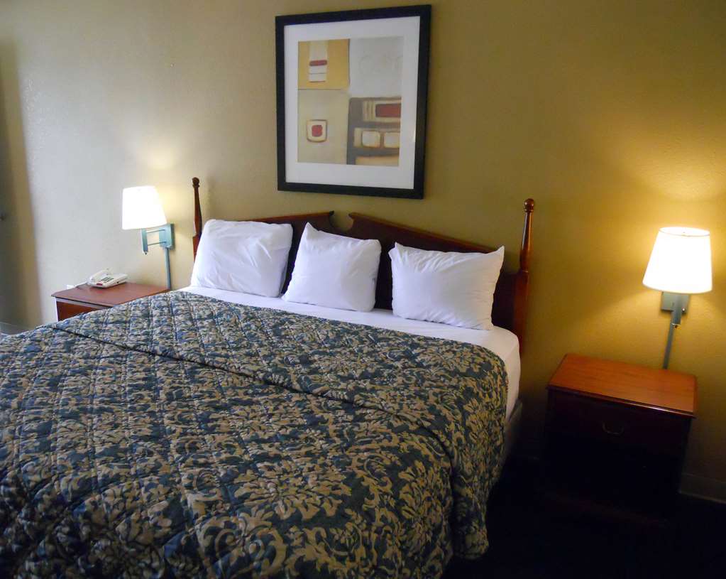 Country Hearth Inn & Suites Dawson - photo 15