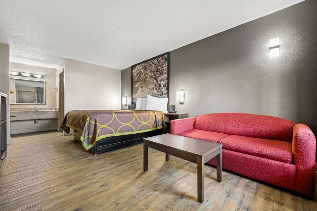 Super 8 by Wyndham Garysburg Roanoke Rapids - photo 25