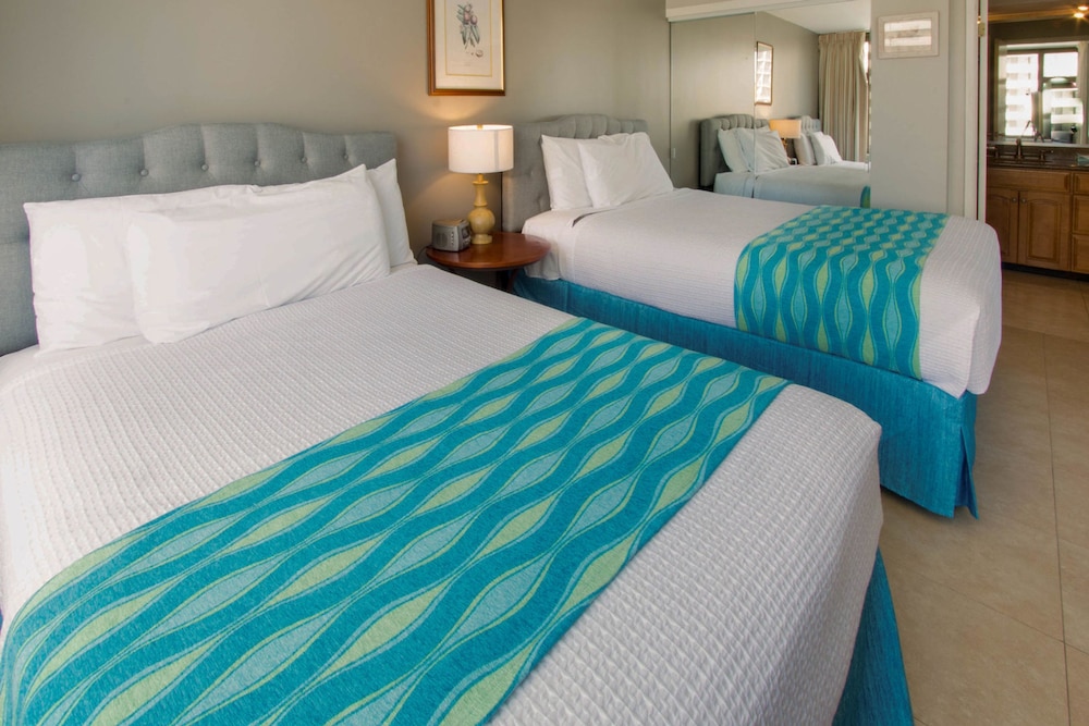 Waikiki Banyan Ocean View Tower 1 Suite 1212 Honolulu - photo 2
