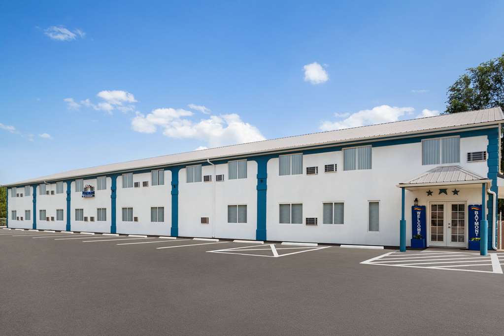 Baymont by Wyndham Hutchinson - featured photo