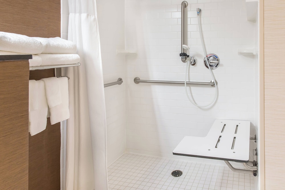 Fairfield Inn & Suites Sioux Falls - photo 18