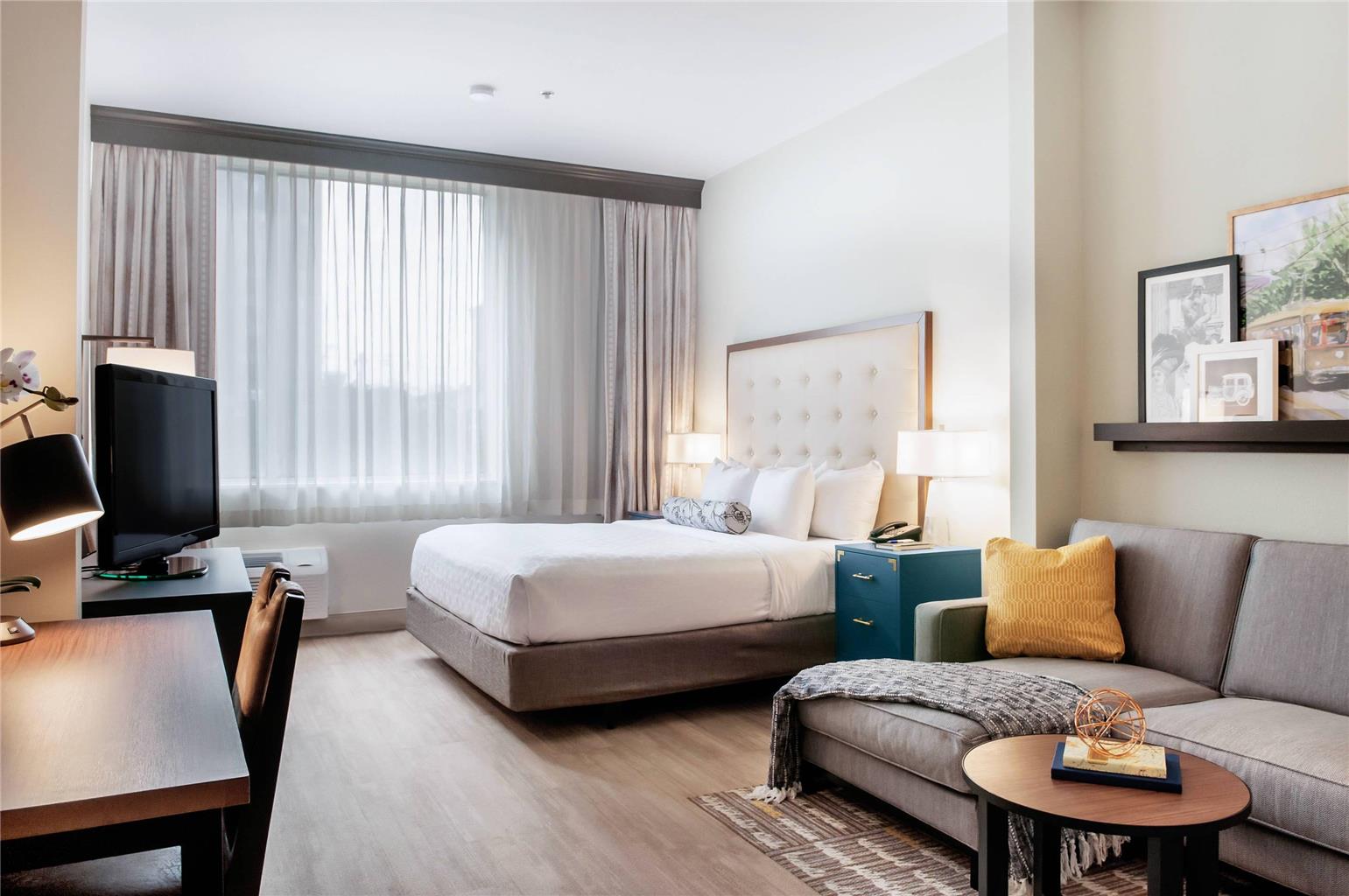 St Charles Coach House an Ascend Collection Hotel - featured photo